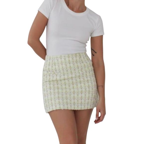 Rumored Coco Mini Skirt Limon Shimmer Tweed Yellow Gold Pastel Spring 6 Small - Picture 1 of 8